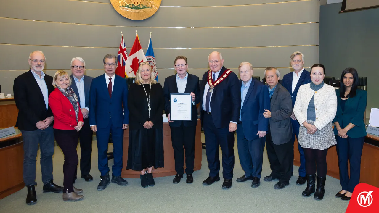 Picture of Markham CAO ANdy Taylor, Markham Council and Dr. Patricia McCarney, President and CEO of the WCCD