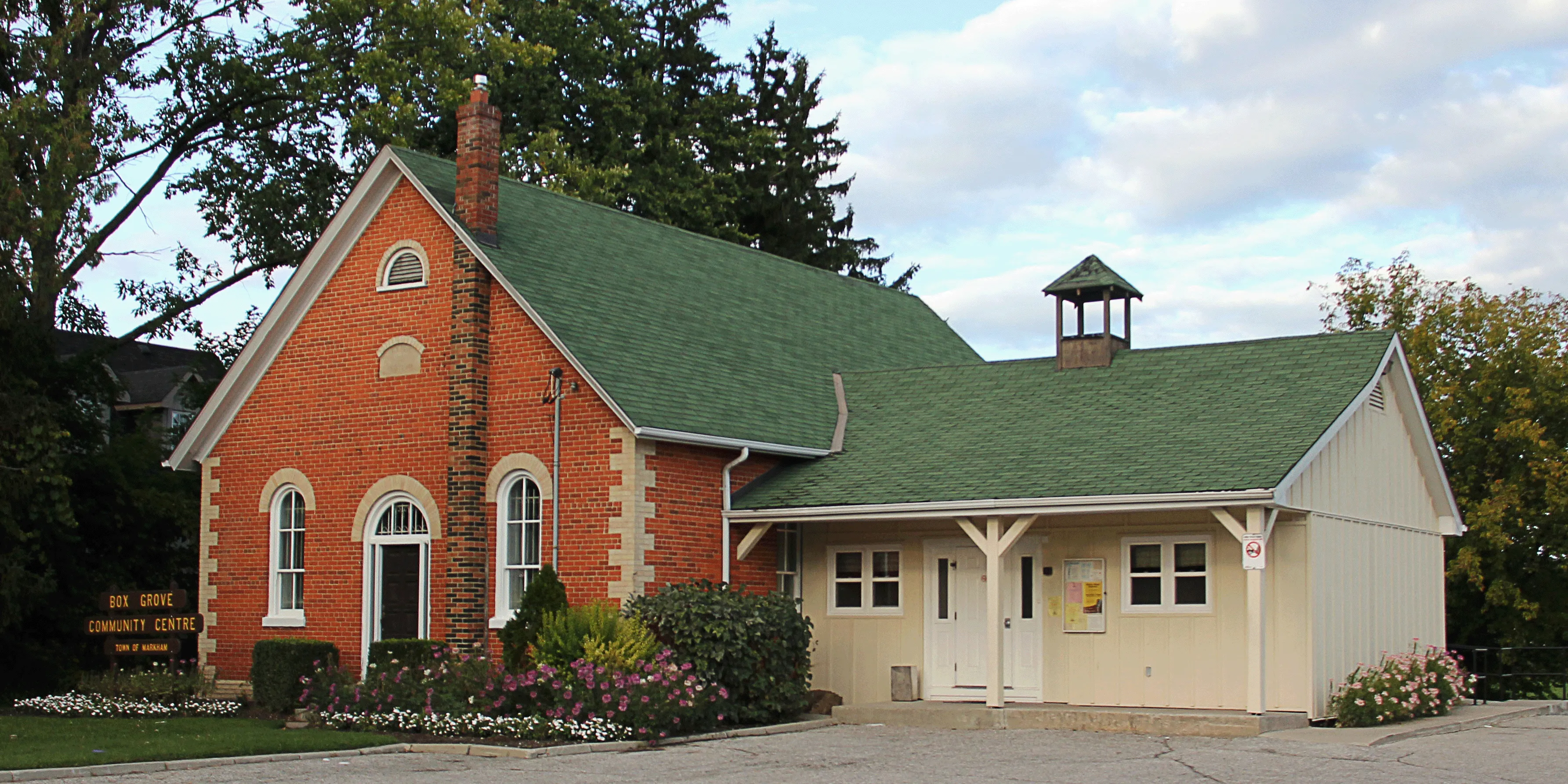 Exterior of Box Grove Community Centre.